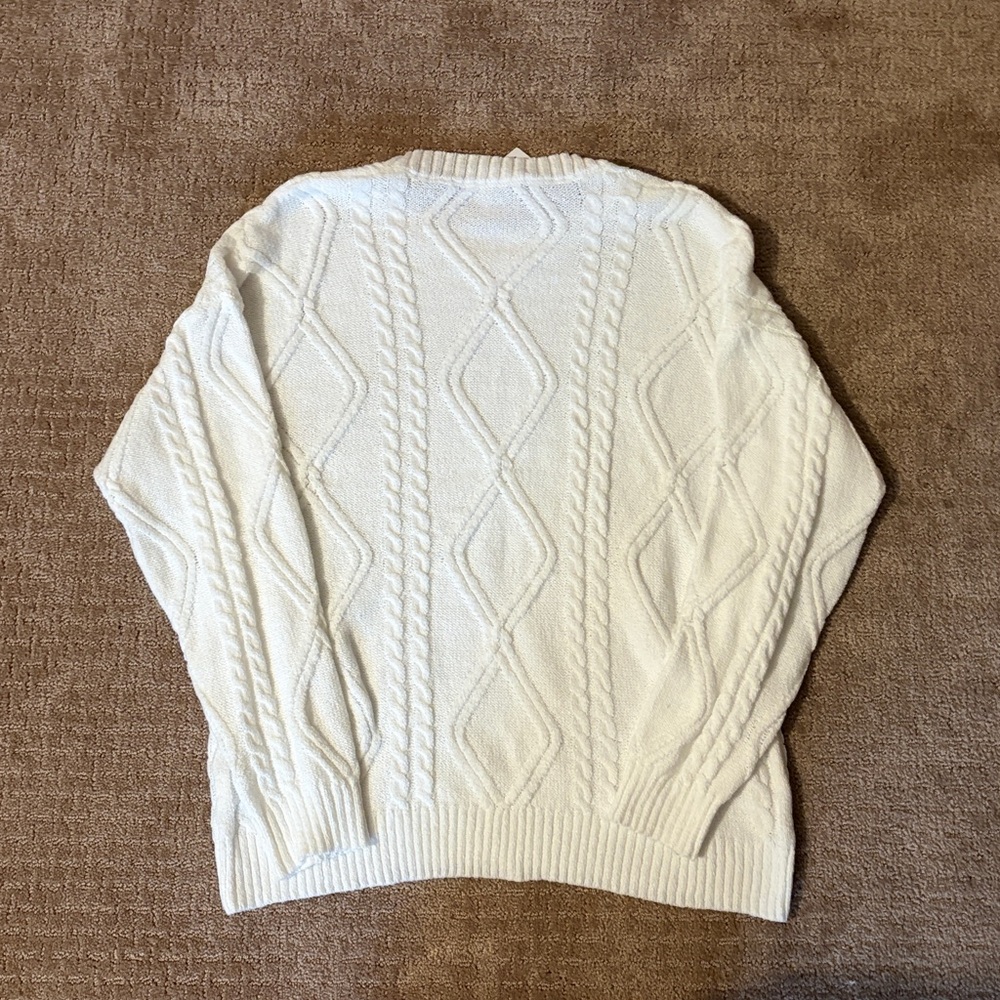 Cable knit sweater - Picture 2 of 4